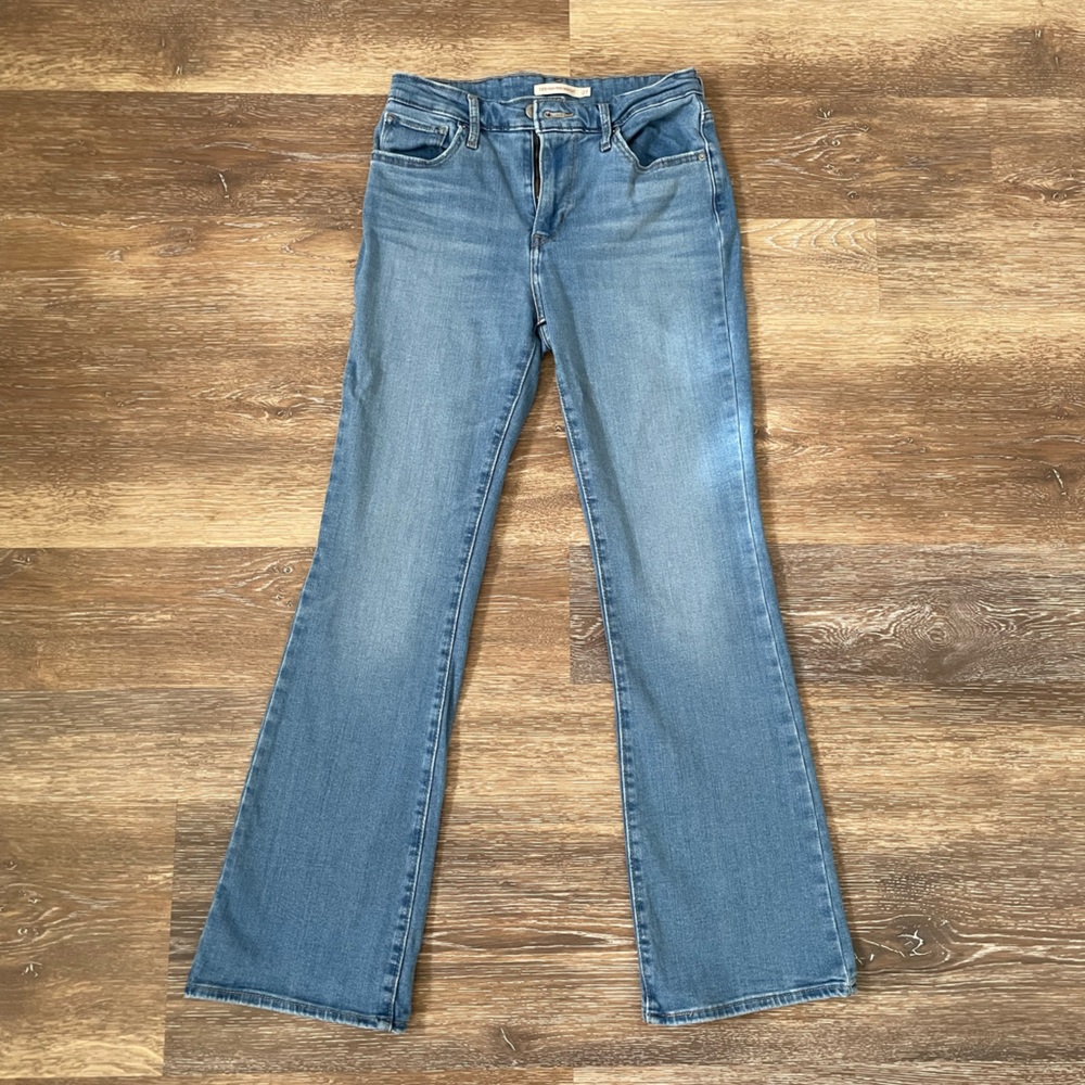Levi’s Highrise Jeans